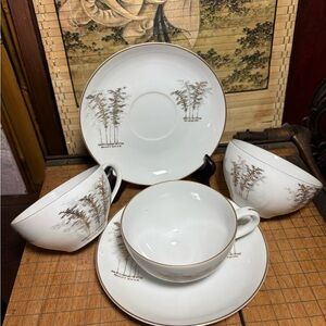 Arita Fukagawa Golden Bamboo White Porcelain Tea Set 3 Cups 2 Saucers Japan